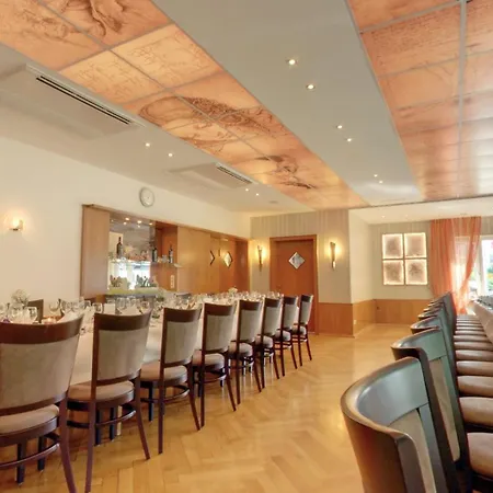 Restaurant Thum Отель 3*