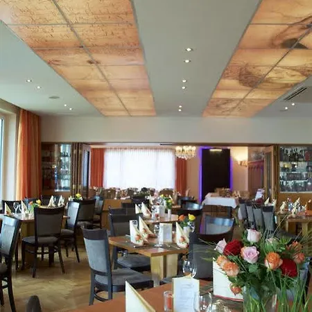 Restaurant Thum Hotel 3*